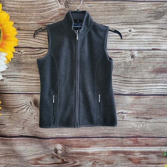 "Karen Scott Sport " Woman's zero proof fleece vest Size:PP Charcoal NWT - Picture 2 of 7
